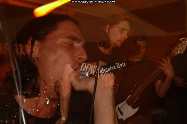 [5 minutes hate on May 28, 2004 at Evo's Art Space (Lowell, Ma)]