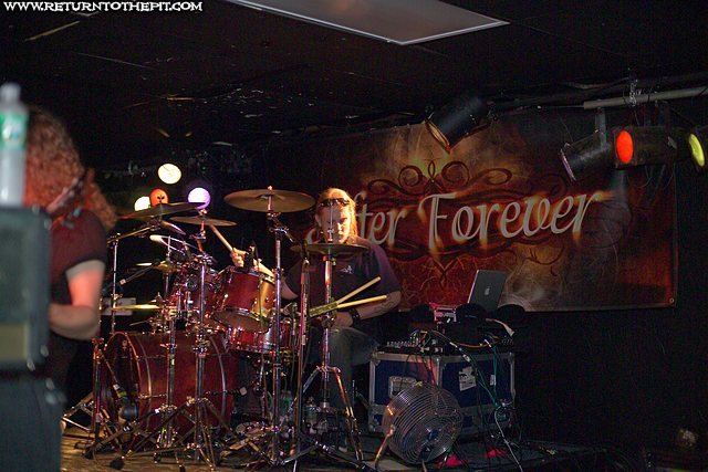 [after forever on Oct 19, 2007 at Mark's Showplace (Bedford, NH)]