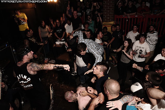 [agnostic front on Jun 14, 2009 at Anchors Up (Haverhill, MA)]