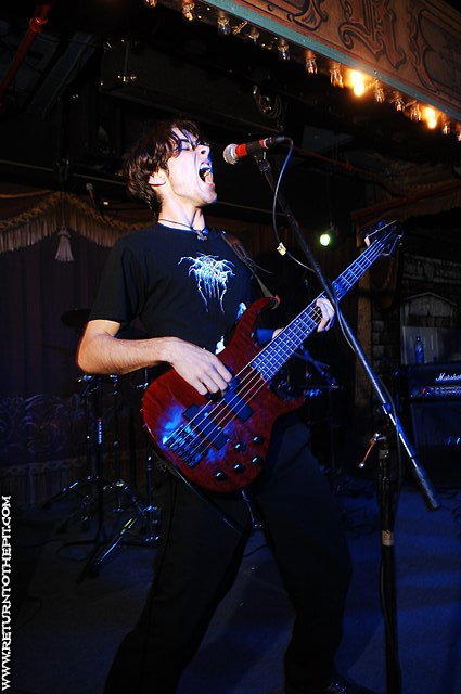 [aura of aquila on Oct 18, 2007 at Ralph's Chadwick Square Rock Club (Worcester, MA)]