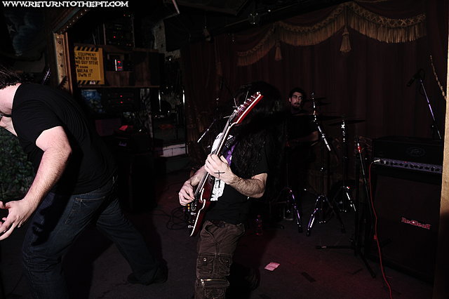 [autolatry on Dec 30, 2010 at Ralph's (Worcester, MA)]