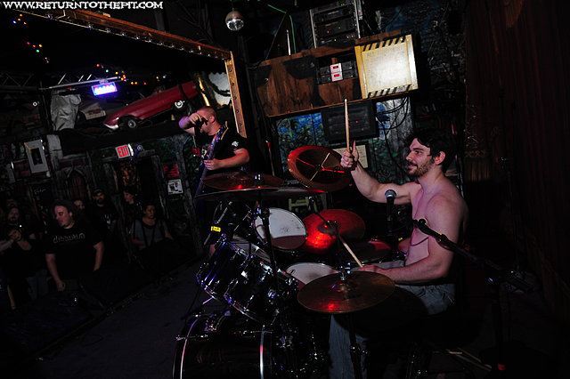 [avernus ortus on Sep 15, 2011 at Ralph's (Worcester, MA)]