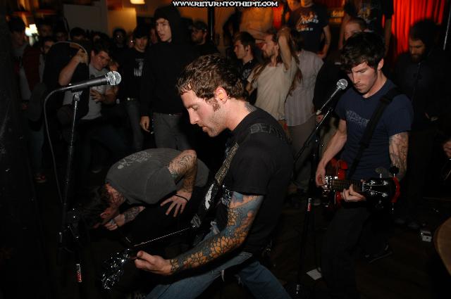 [backstabbers inc on Oct 13, 2004 at AS220 (Providence, RI)]