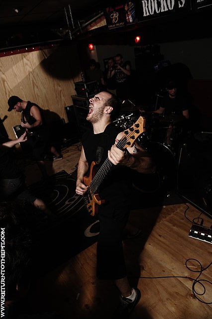 [beneath the massacre on Nov 27, 2009 at Rocko's (Manchester, NH)]