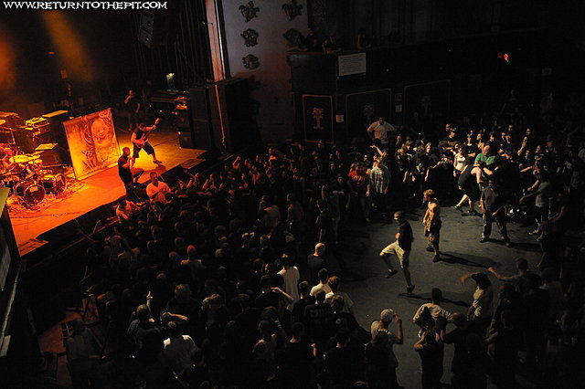 [beneath the massacre on Jul 18, 2009 at the Palladium - Mainstage (Worcester, MA)]