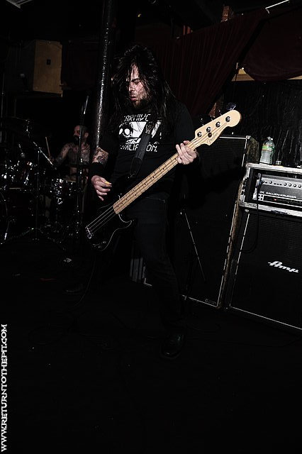 [black anvil on Jun 13, 2010 at Club Hell (Providence, RI)]