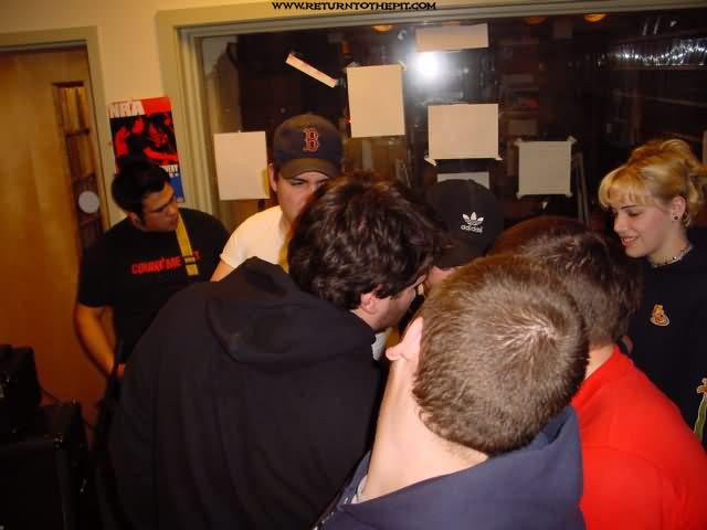 [Break it up on Apr 23, 2002 at Live in the WUNH studios (Durham, NH)]