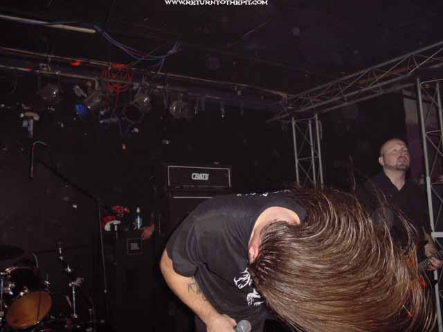 [cannibal corpse on Nov 8, 2002 at Chantilly's (Manchester, NH)]