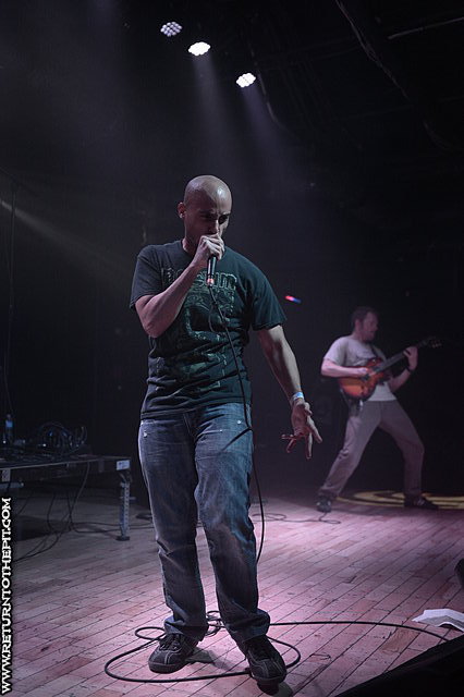 [creative waste on May 23, 2014 at Baltimore Sound Stage (Baltimore, MD)]