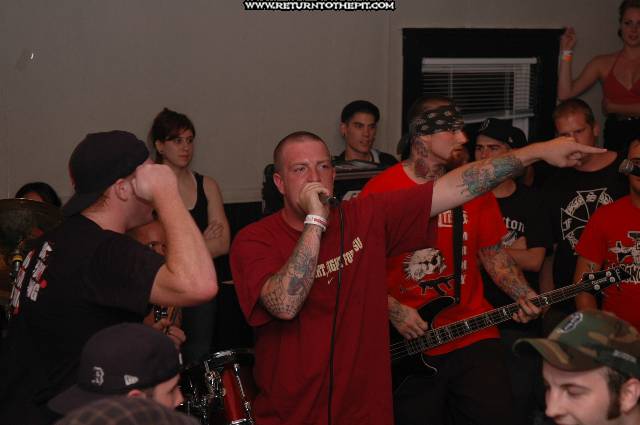 [death before dishonor on Sep 4, 2005 at Tiger's Den (Brockton, Ma)]