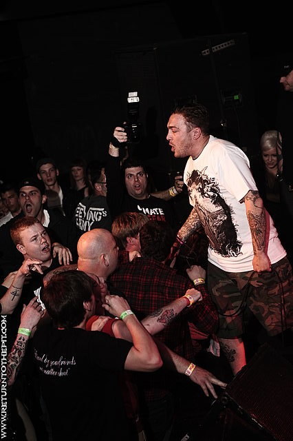 [death threat on Apr 23, 2010 at the Palladium - Secondstage (Worcester, MA)]