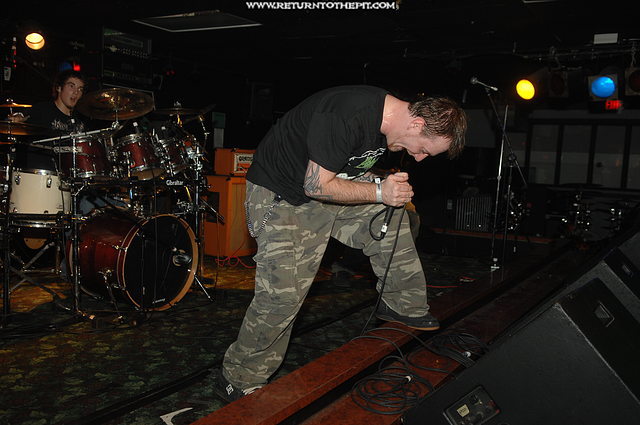 [deconformity on Feb 7, 2007 at Mark's Showplace (Bedford, NH)]
