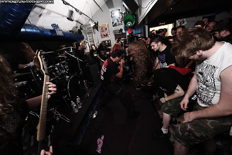 [defeated sanity on May 21, 2011 at PT-109 (Allston, MA)]
