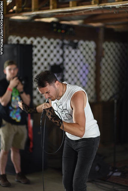 [deranged youth on Aug 31, 2019 at The Enthusiast Stage - Mills Falls Rod And Gun Club (Montague, MA)]