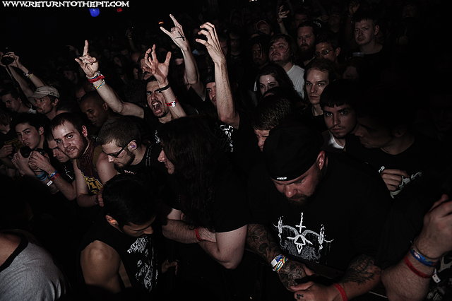 [dragged into sunlight on May 26, 2012 at Sonar (Baltimore, MD)]