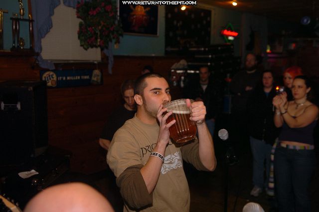 [dreaded silence on Mar 4, 2006 at Marshall's Pub  (New Bedford, Ma)]
