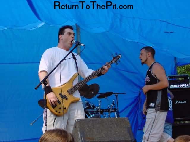 [dying breed on Jun 9, 2001 at Derry-palooza  Derry, MA]