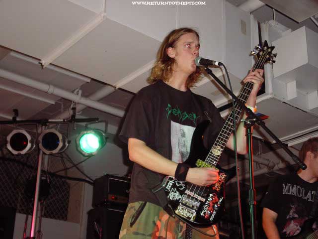 [dyscaria on Jul 26, 2002 at Milwaukee Metalfest Day 1 nightfall (Milwaukee, WI)]