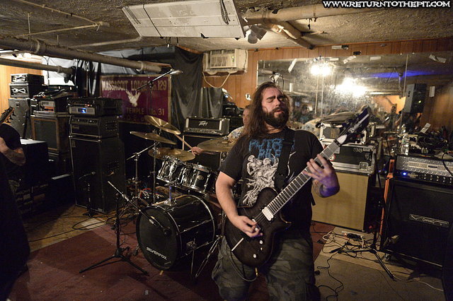 [dysentery on Jun 27, 2015 at Octopuss Bar and Grill (Centralia, PA)]