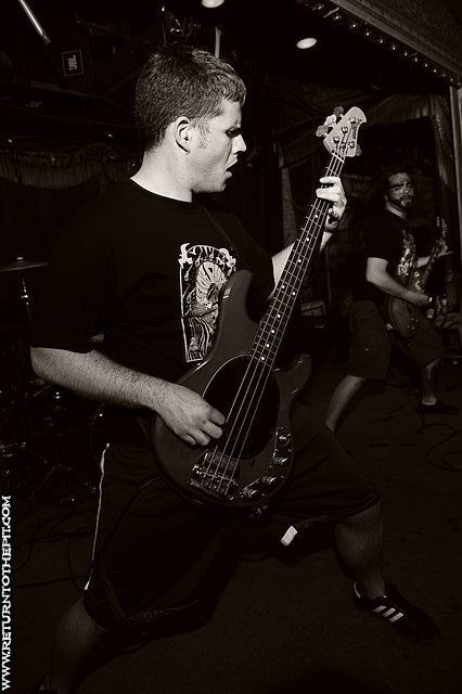 [dysentery on May 20, 2010 at Ralph's (Worcester, MA)]