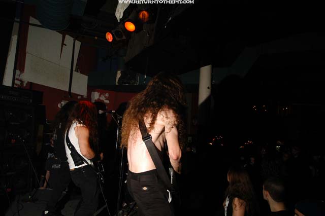 [exhumed on Sep 27, 2003 at the Met Cafe (Providence, RI)]