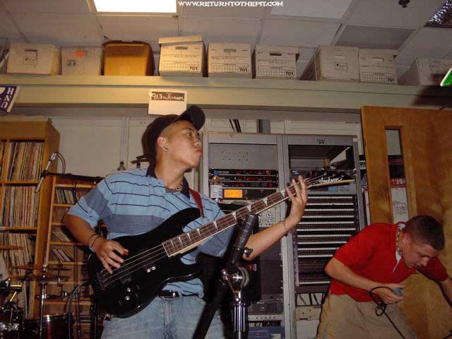 [eyes like autumn on Jun 11, 2002 at Live in the WUNH studios (Durham, NH)]