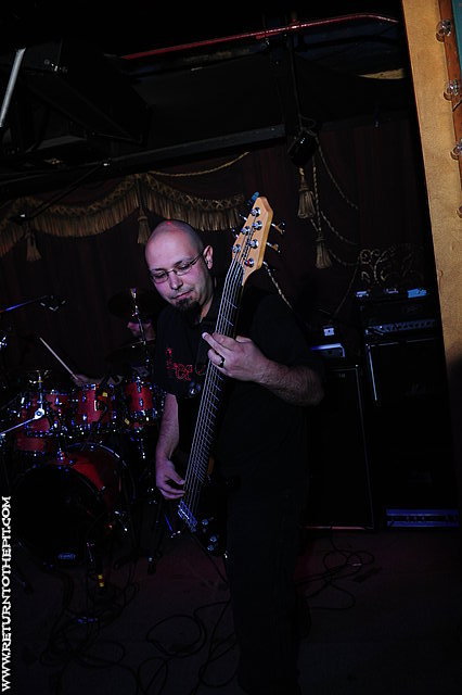 [faces of bayon on May 6, 2011 at Ralph's (Worcester, MA)]