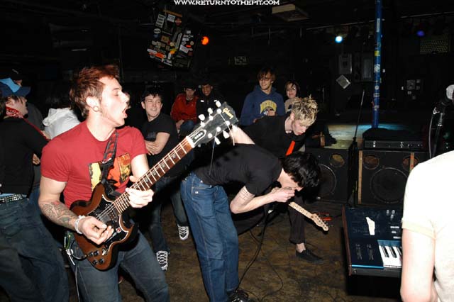 [the fail on Apr 10, 2003 at the Living Room (Providence, RI)]