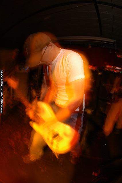 [fourhorse on Aug 19, 2004 at AS220 (Providence, RI)]