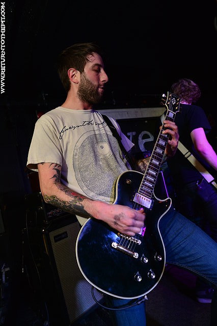 [foxfires on Dec 28, 2014 at The Raven (Worcester, MA)]