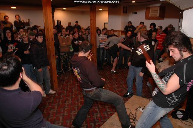 [hang em high on Mar 2, 2005 at New Direction (Haverhill, Ma)]