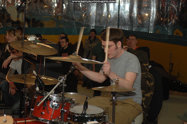 [harder the fight on Feb 2, 2007 at Roller Kingdom (Hudson, Ma)]