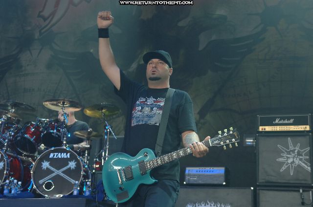 [hatebreed on Aug 1, 2006 at Tweeter Center - main stage (Mansfield, Ma)]