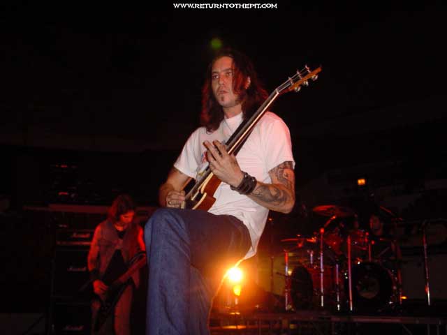 [high on fire on Jul 27, 2002 at Milwaukee Metalfest Day 2 crash (Milwaukee, WI)]