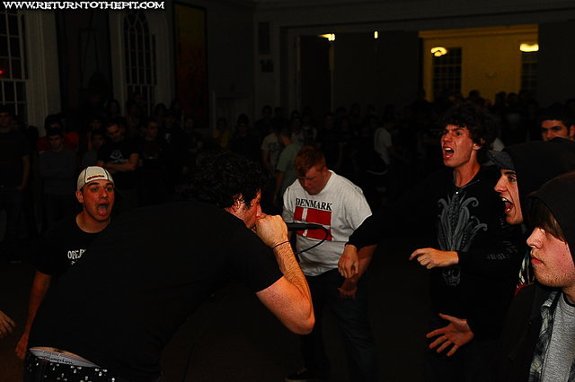 [i rise on May 2, 2008 at Mercy House (Amherst, MA)]
