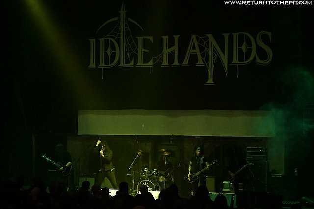 [idle hands on Nov 8, 2019 at the Palladium (Worcester, MA)]