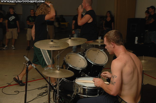 [iridescent exposure on Jul 20, 2007 at VFW (Manchester, NH)]