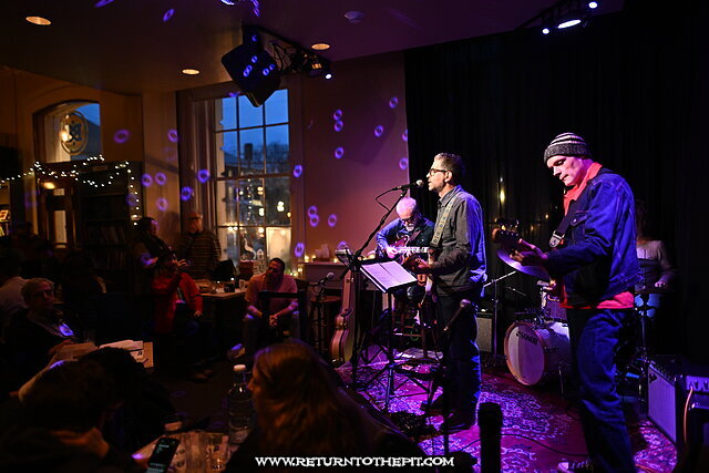 [jonathan blakeslee and the fronds on Jan 27, 2024 at the Portsmouth Book & Bar (Portsmouth, NH)]