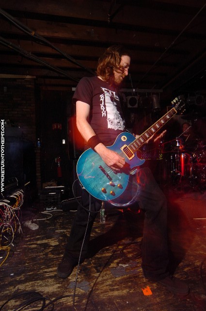 [keen of the crow on May 16, 2006 at the Living Room (Providence, RI)]