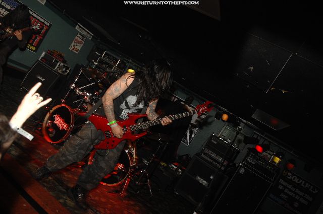 [krisiun on Oct 7, 2006 at Mark's Showplace (Bedford, NH)]