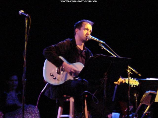 [magnetic fields on Dec 7, 2000 at Somerville Theater (Somerville, Ma)]