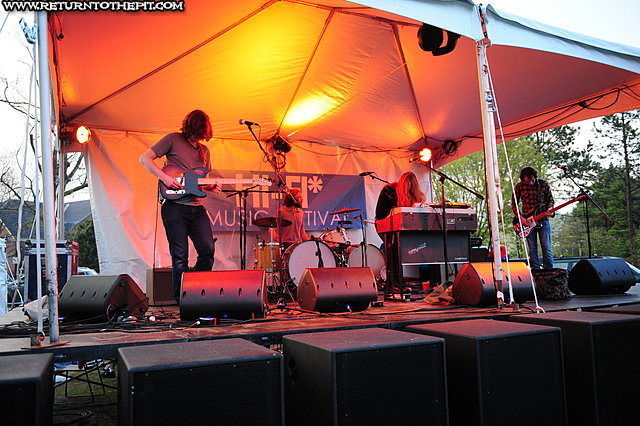 [mmos on May 7, 2011 at The Great Lawn (Durham, NH)]