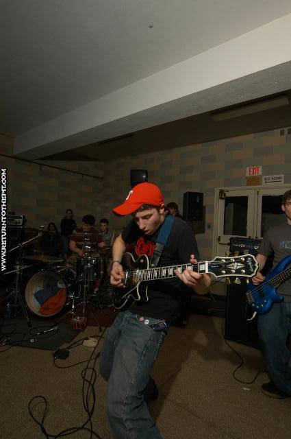 [move towards murder on Apr 21, 2004 at St. Margret Church (Waterbury, CT)]