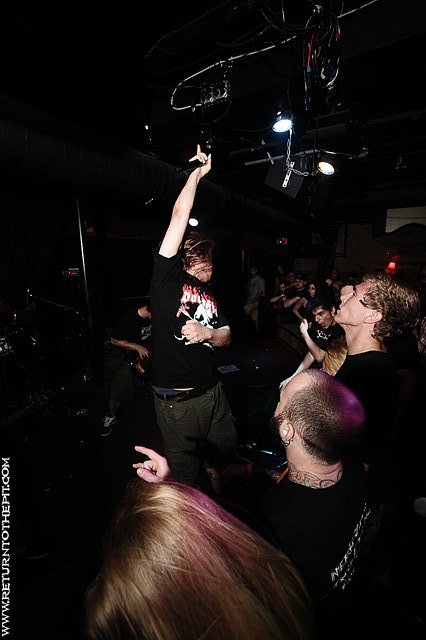 [mucopus on Aug 30, 2009 at Club Hell (Providence, RI)]