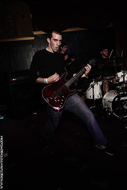 [mucopus on Aug 30, 2009 at Club Hell (Providence, RI)]