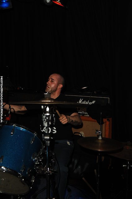 [nothing but enemies on Dec 27, 2006 at Great Scott's (Allston, Ma)]