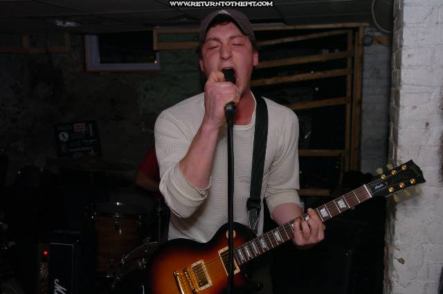 [ocean on Apr 29, 2005 at the Library (Allston, Ma)]