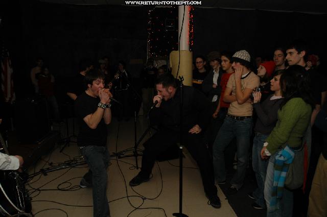 [of empty words on Jan 16, 2004 at The Underground (Dover, NH)]