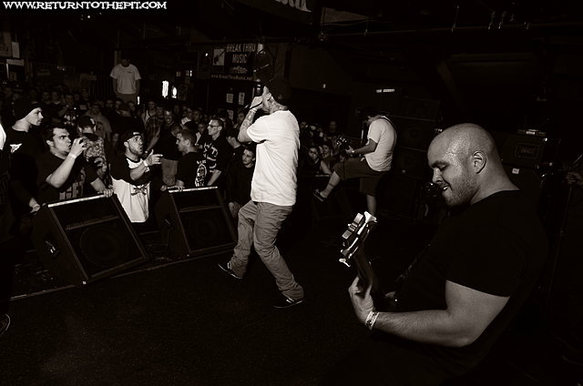 [on broken wings on Apr 22, 2012 at the Palladium - Secondstage (Worcester, MA)]
