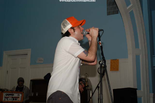 [orange island on Apr 18, 2003 at Iodine Fest - YMCA (Cambridge, MA)]
